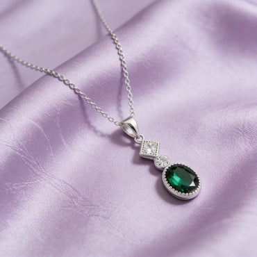 Emerald Elegance Pendant Necklace
