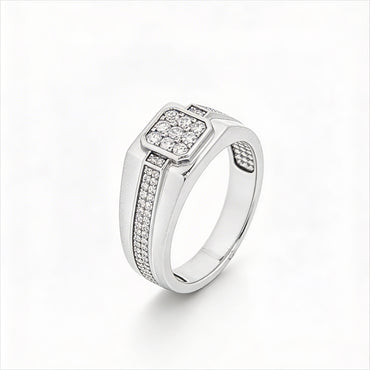 Royal Cluster Diamond Ring