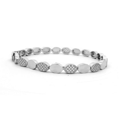 Elegant Silver Oval Link Bracelet