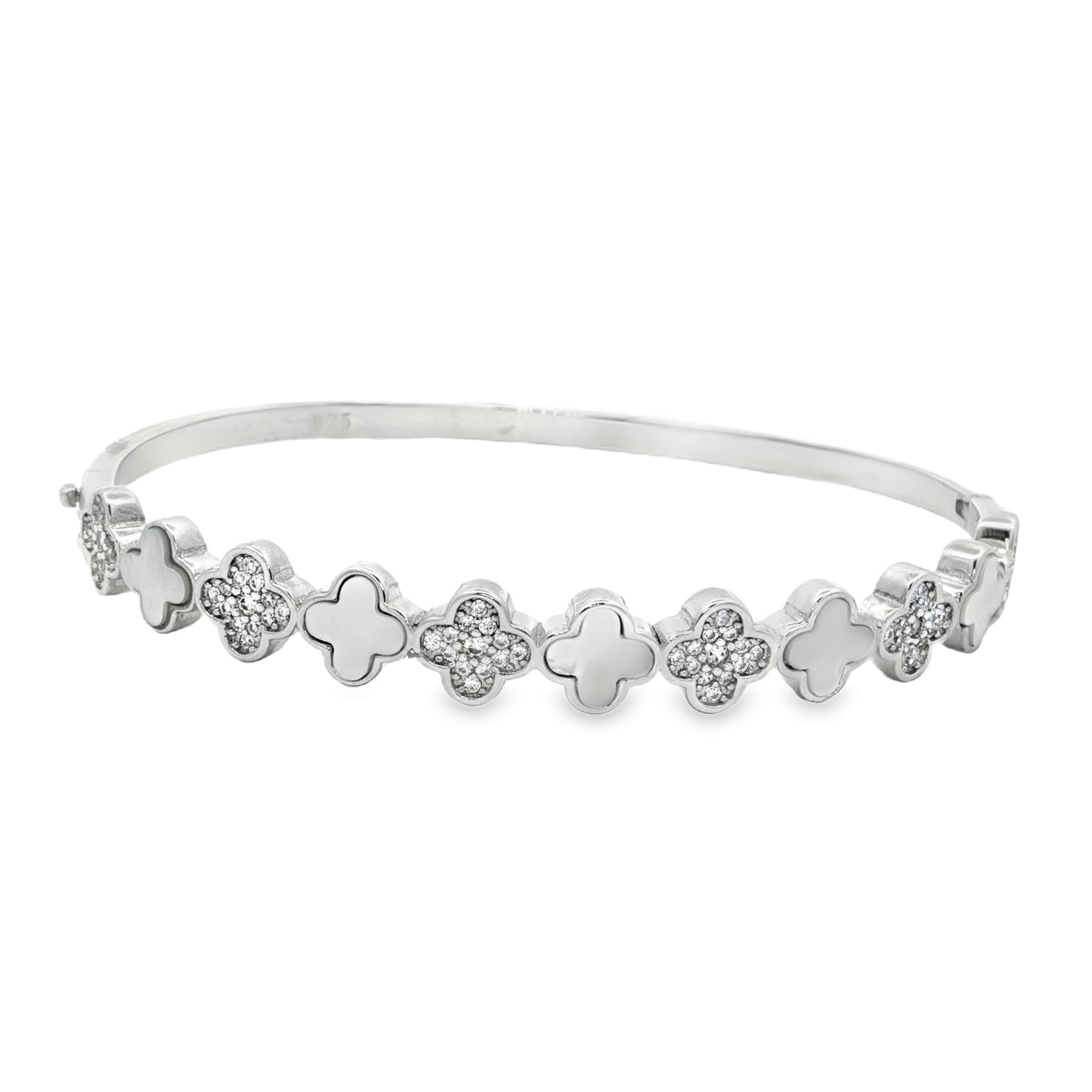 Elegant silver clover bracelet