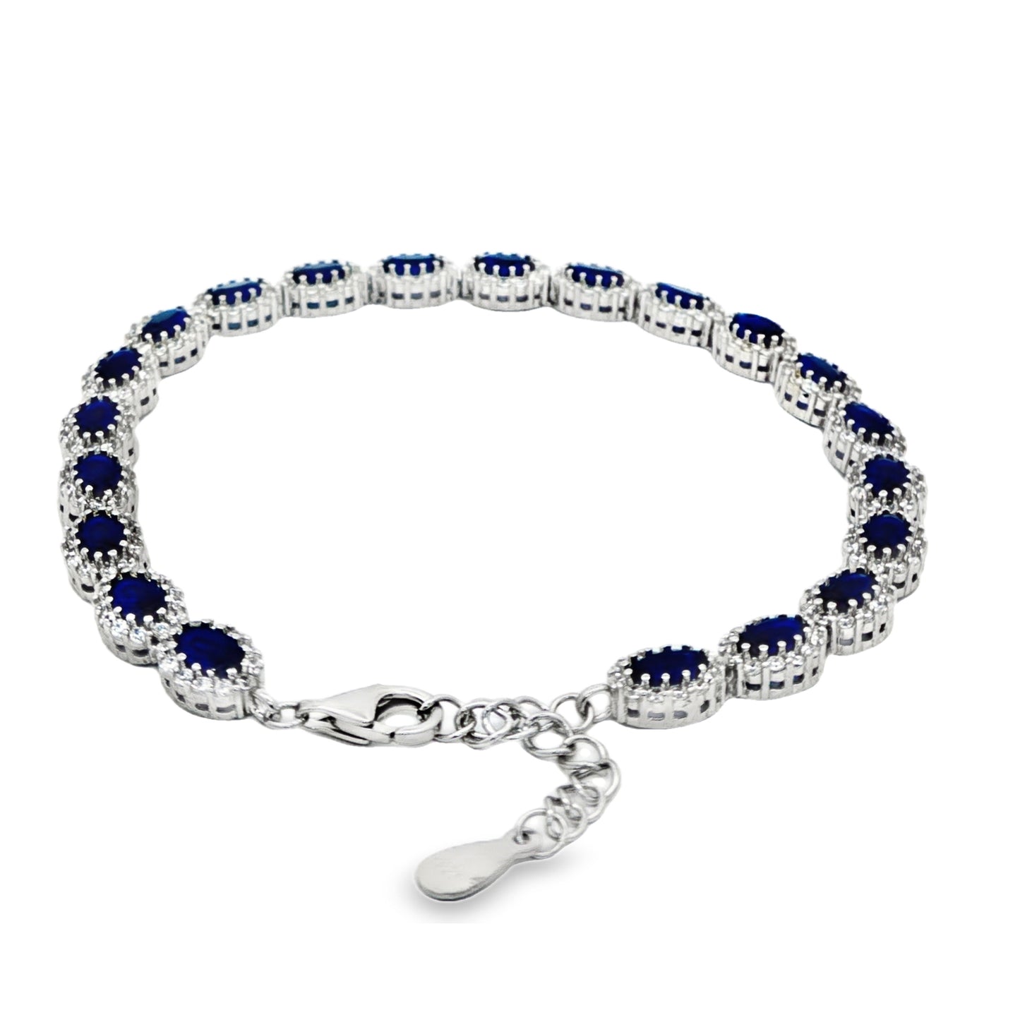 Elegant sapphire and diamond bracelet