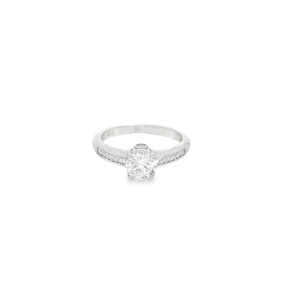 Elegant solitaire engagement ring