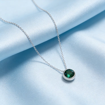 Elegant Emerald Glow Pendant