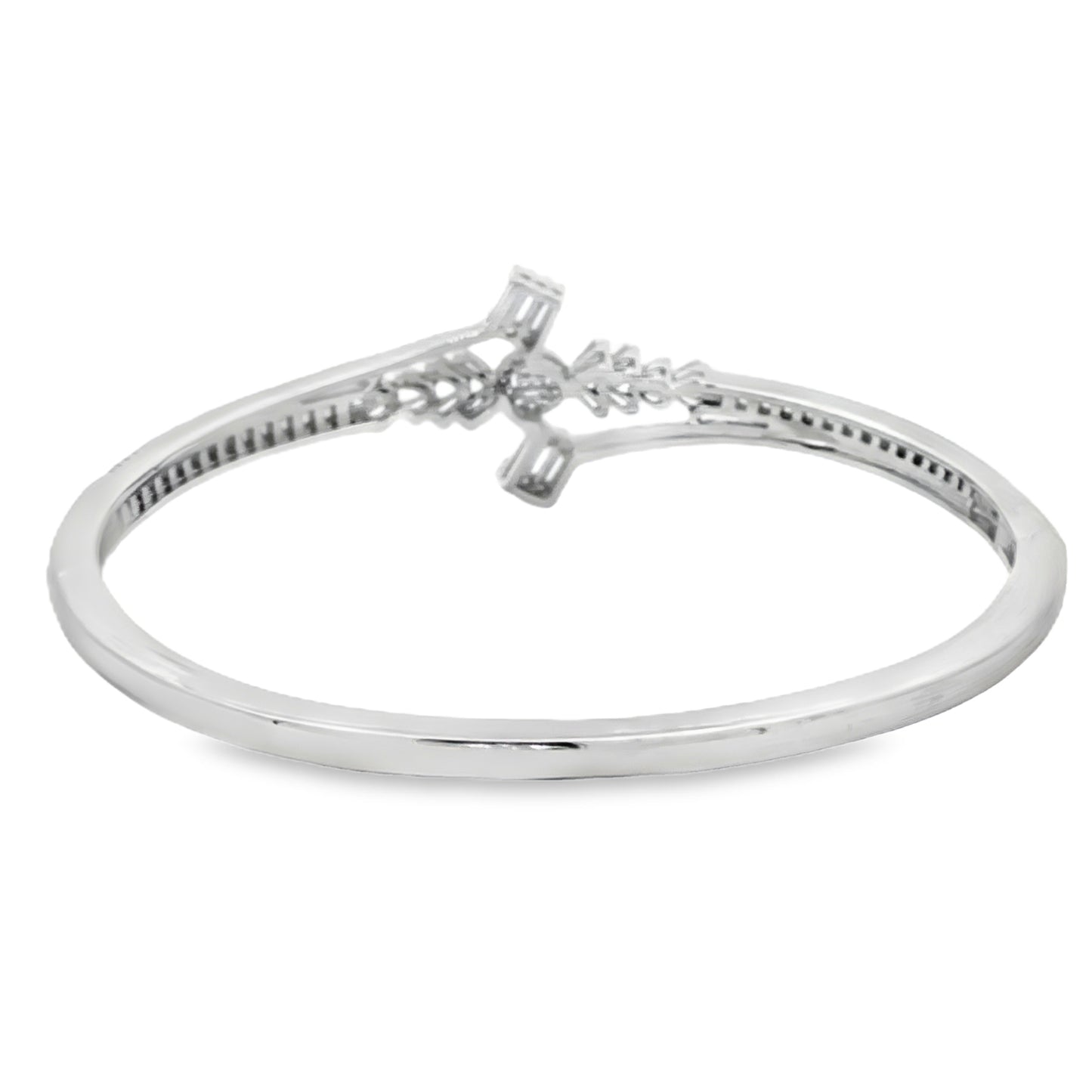 Celestial diamond elegance revealed