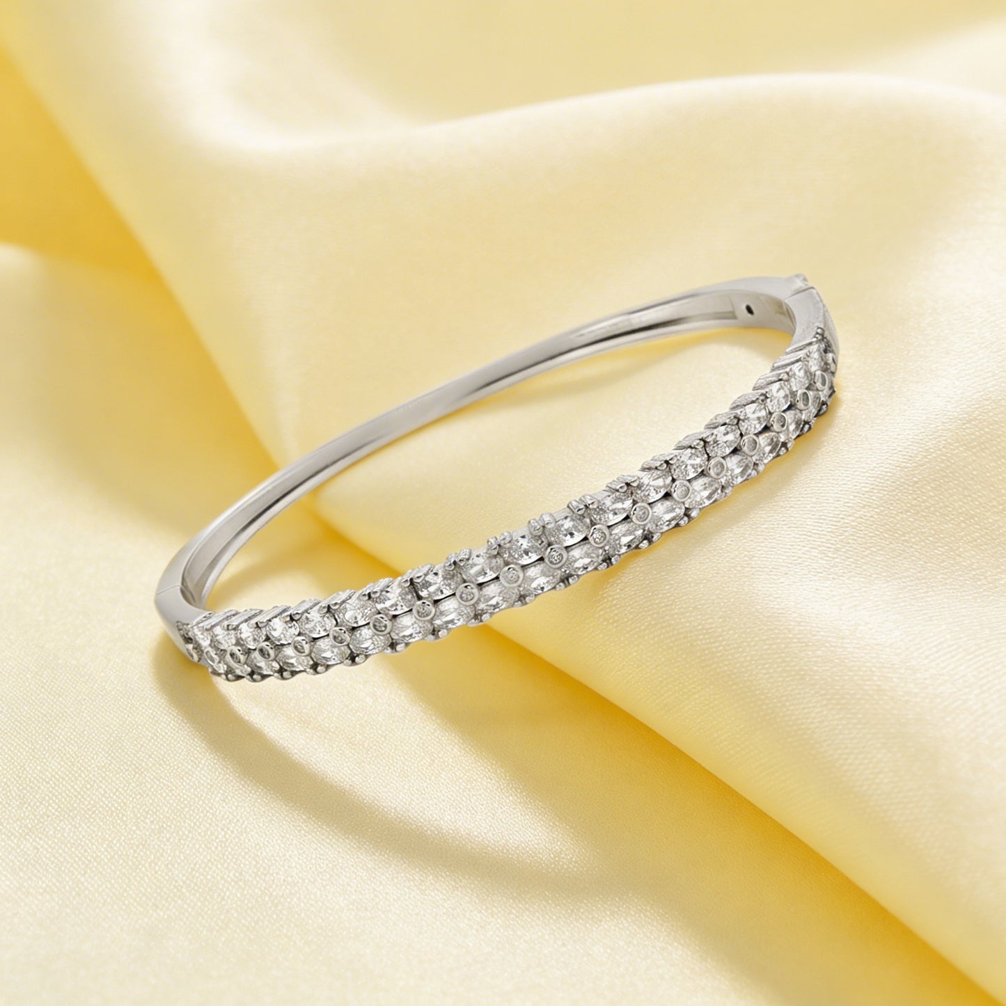 Elegant diamond tennis bangle bracelet