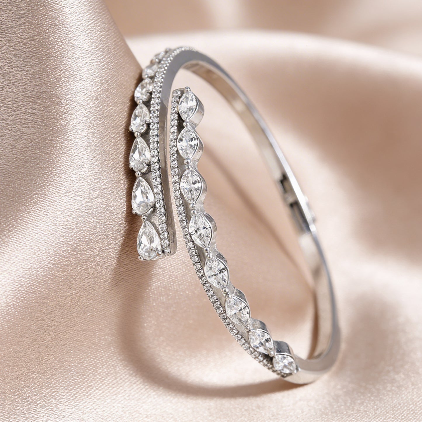 Twilight sparkle diamond bangle