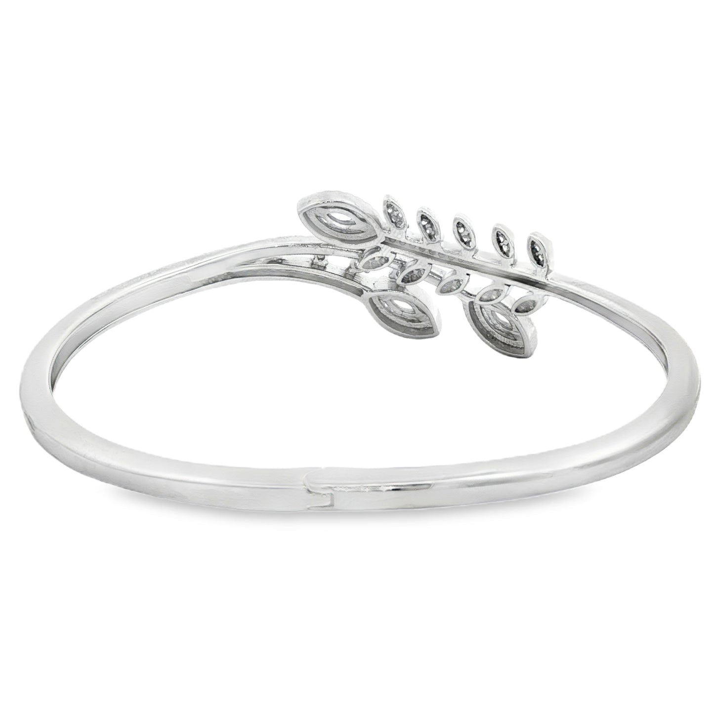 Nature's grace diamond bracelet close