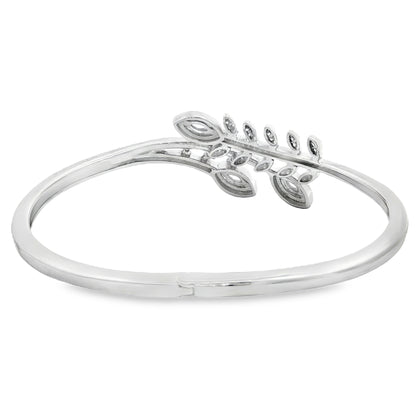 Nature's grace diamond bracelet close
