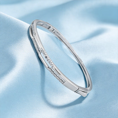Elegant diamond link bangle in silver