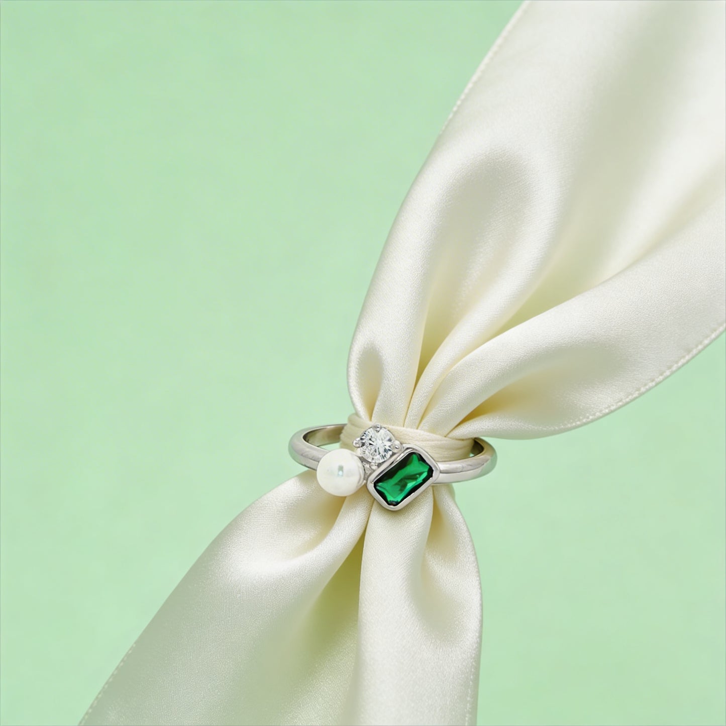 Elegant Emerald Fusion Ring