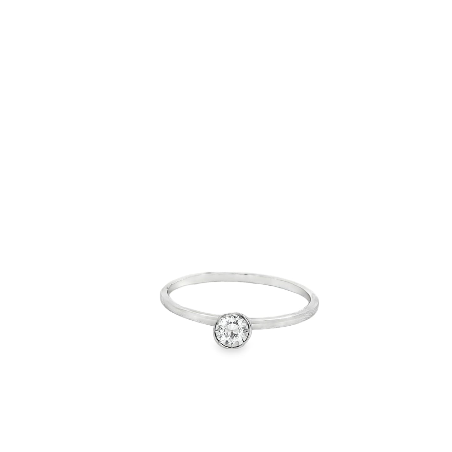Solitaire Grace Ring