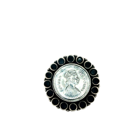 Victoria Noir Coin Ring