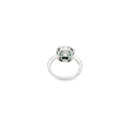 Emerald Halo Royale Ring