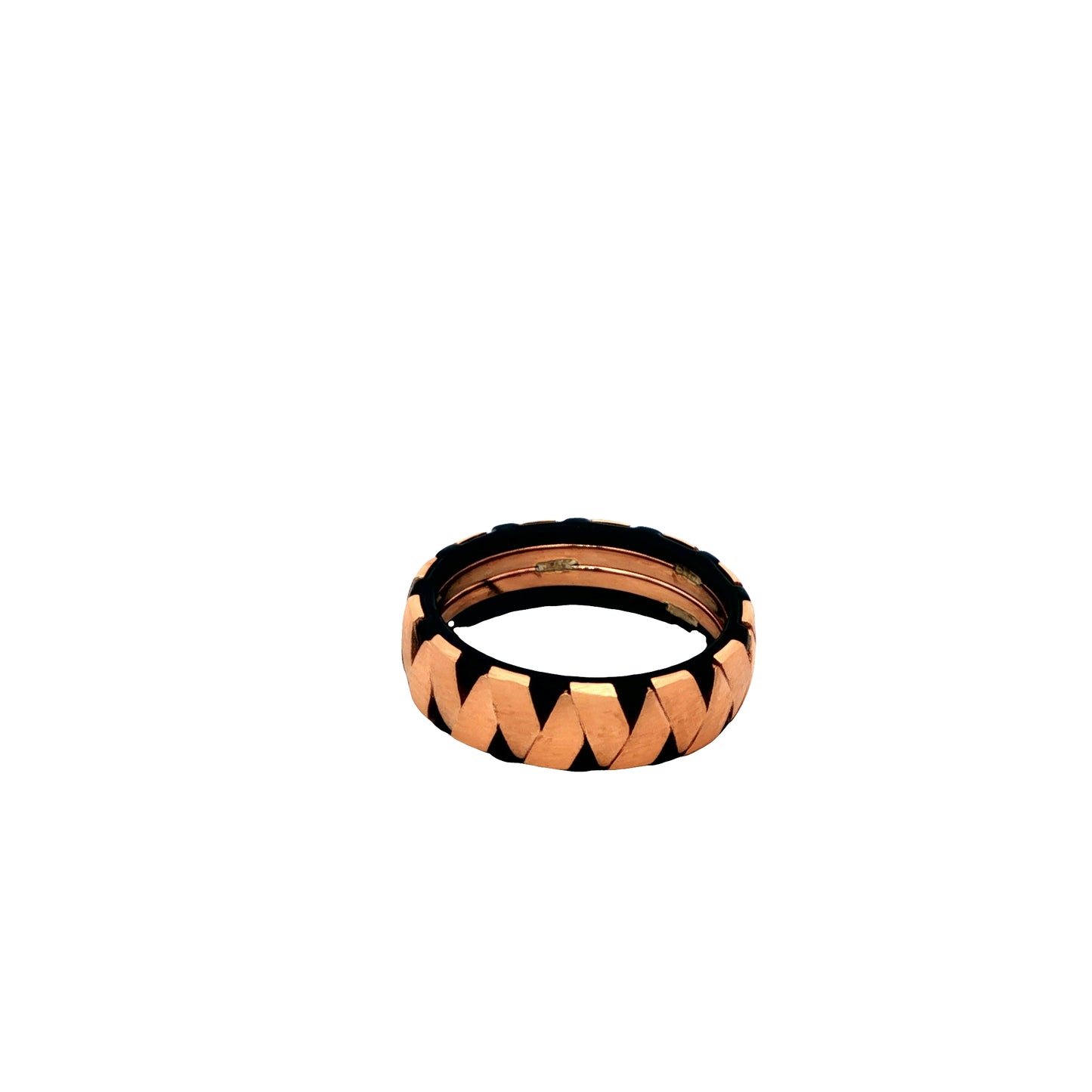 Dual-Tone Sculpted Edge Ring