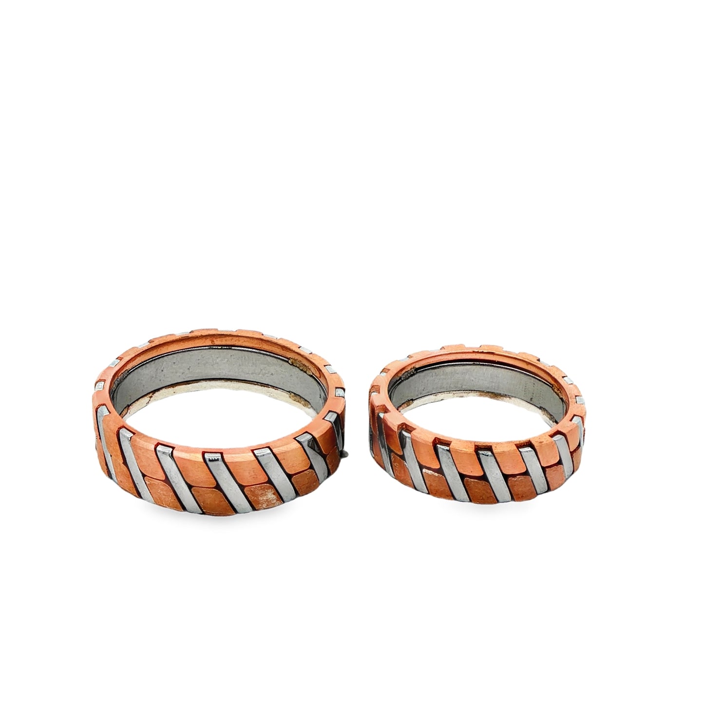 Dual-Tone Diagonal Couple Rings