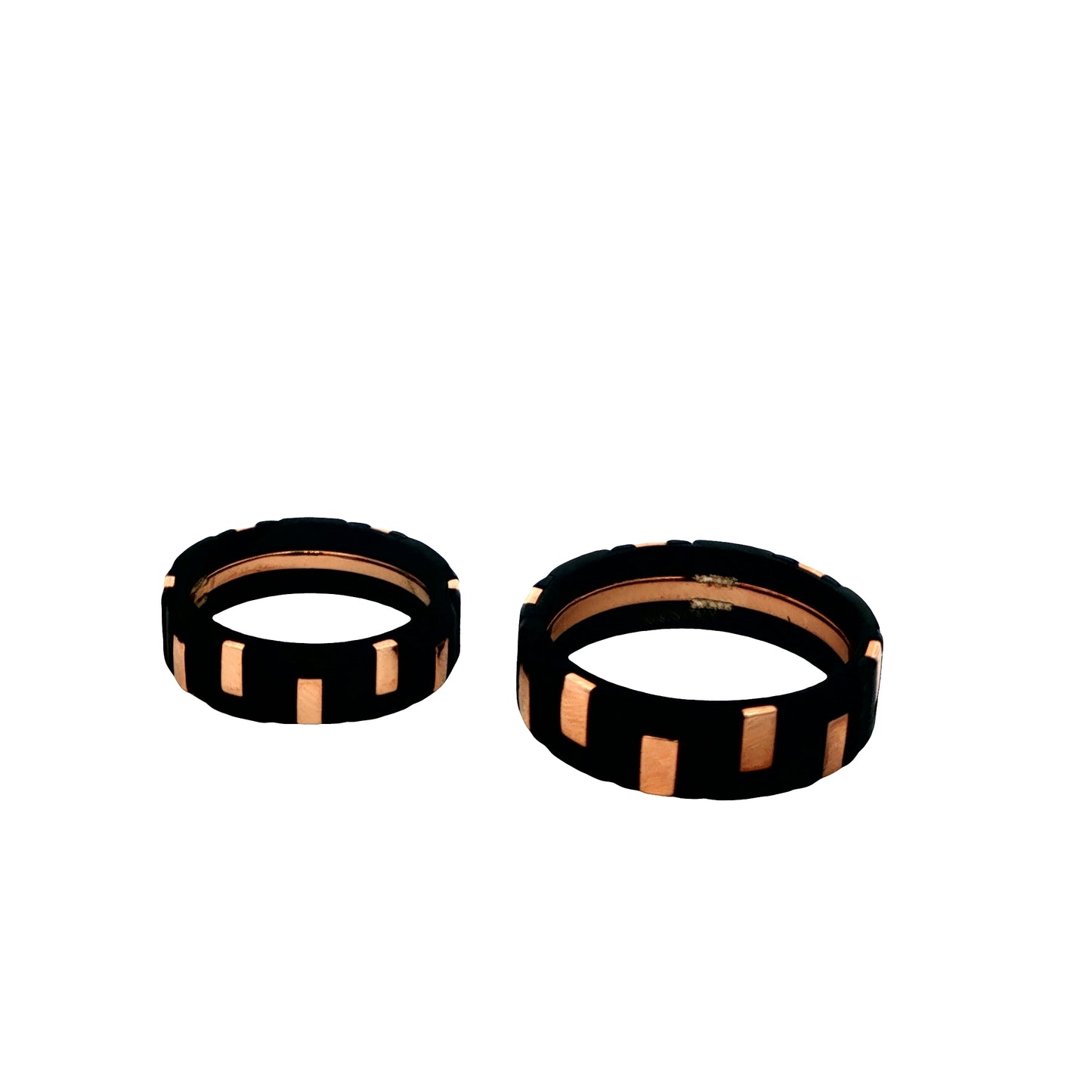 Shadow Bar Couple Bands