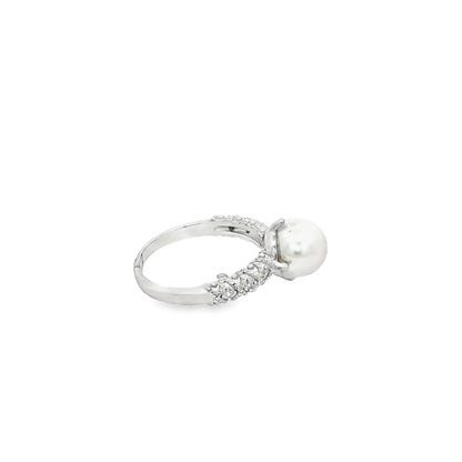 Elegant Pearl Spark Ring