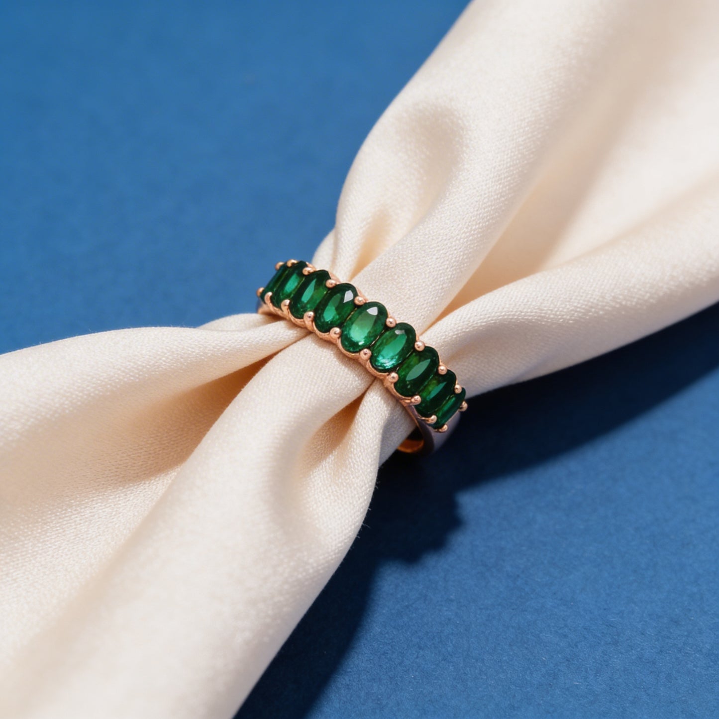 Emerald Radiance Band