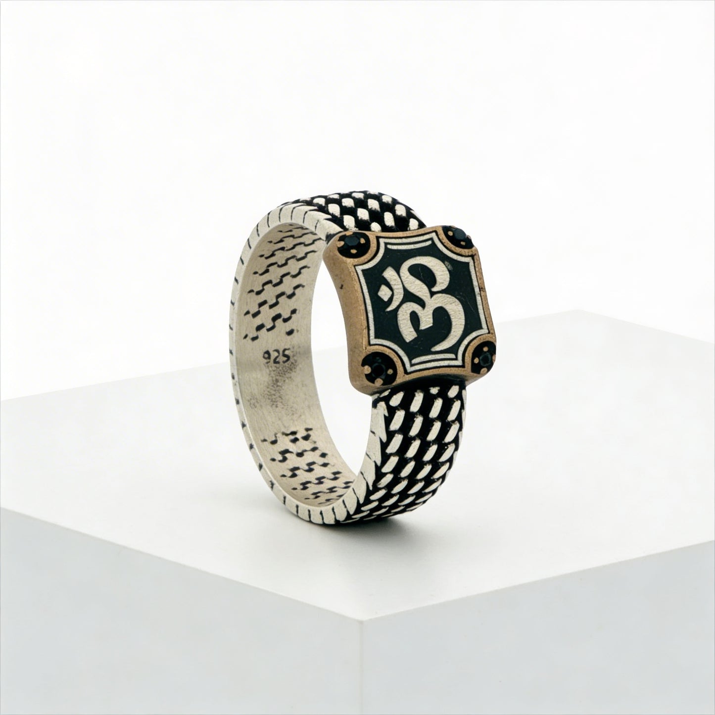 Om Divine Power Ring