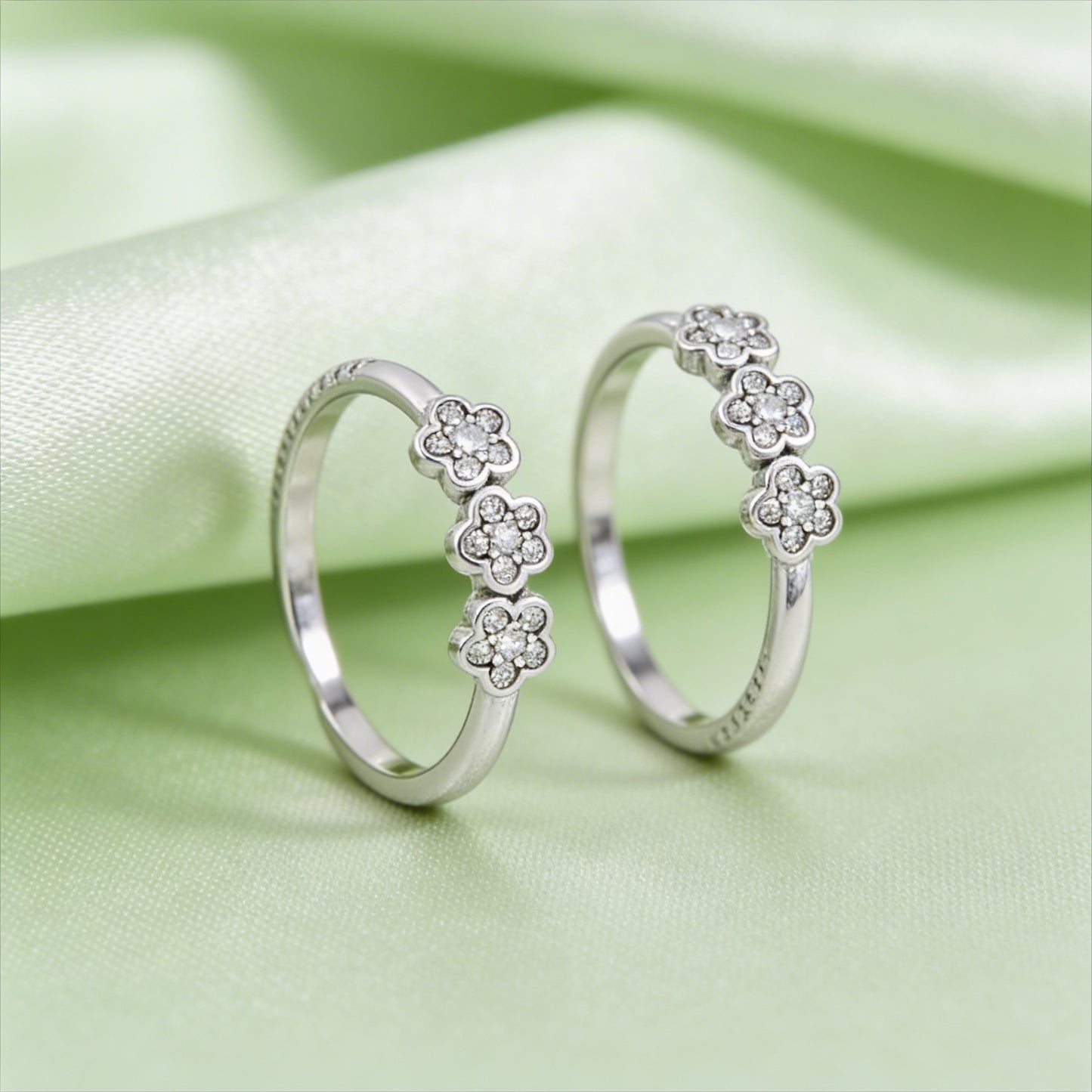 Trio Bloom Spark Toe Rings