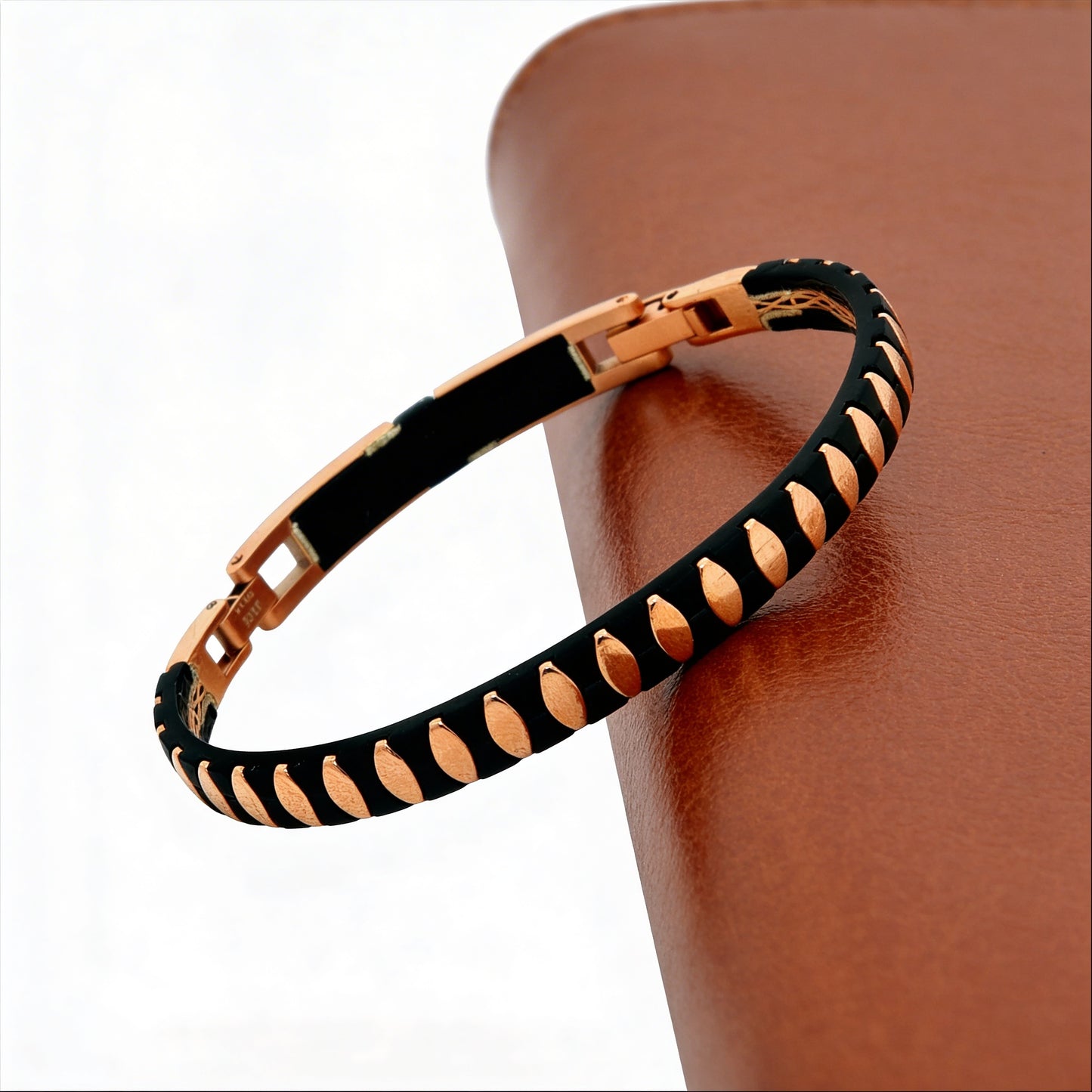 Noir Edge rose silver  Stud Men’s Bracelet