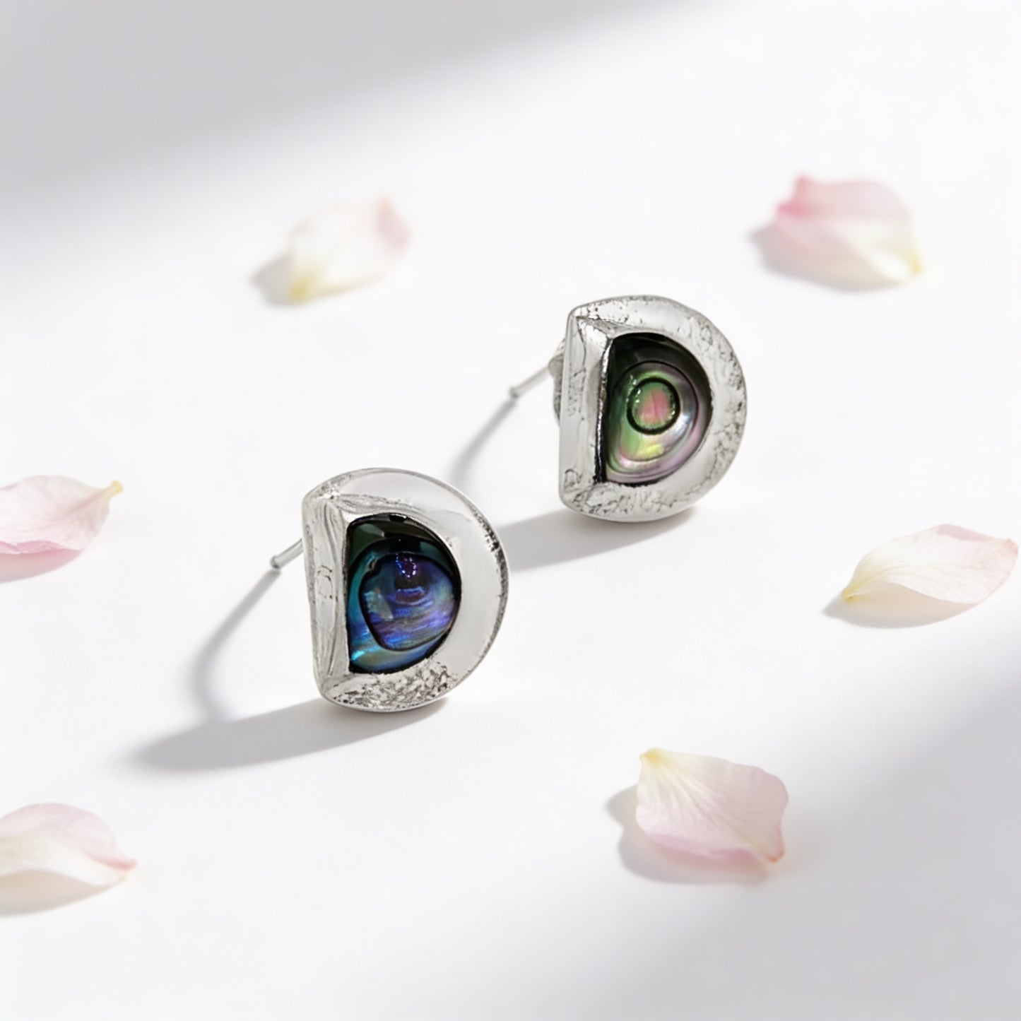 Ocean Aura Shell Stud Earrings