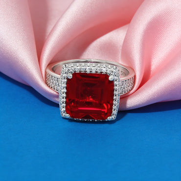 Scarlet Majesty Halo Ring