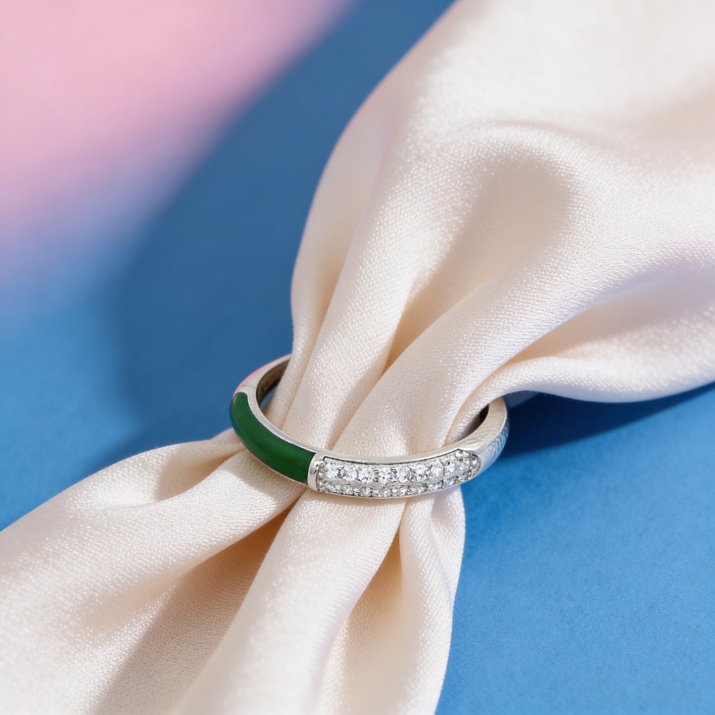 Emerald Curve Diamond Ring