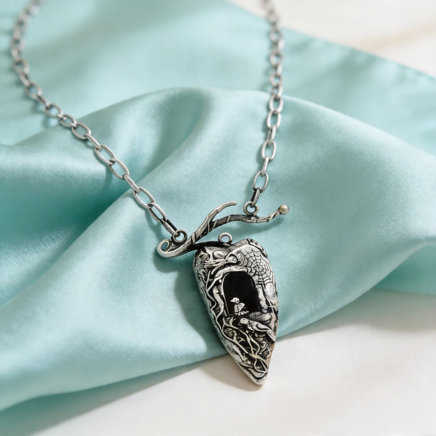 Enchanted Shadow Relic Pendant