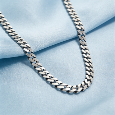 Textured Dual-Tone Curb Chain