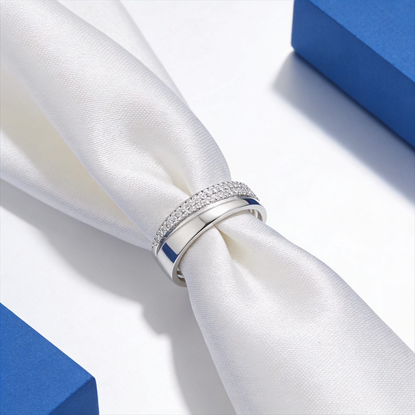 Elegant Dual-Layer Adjustable Ring