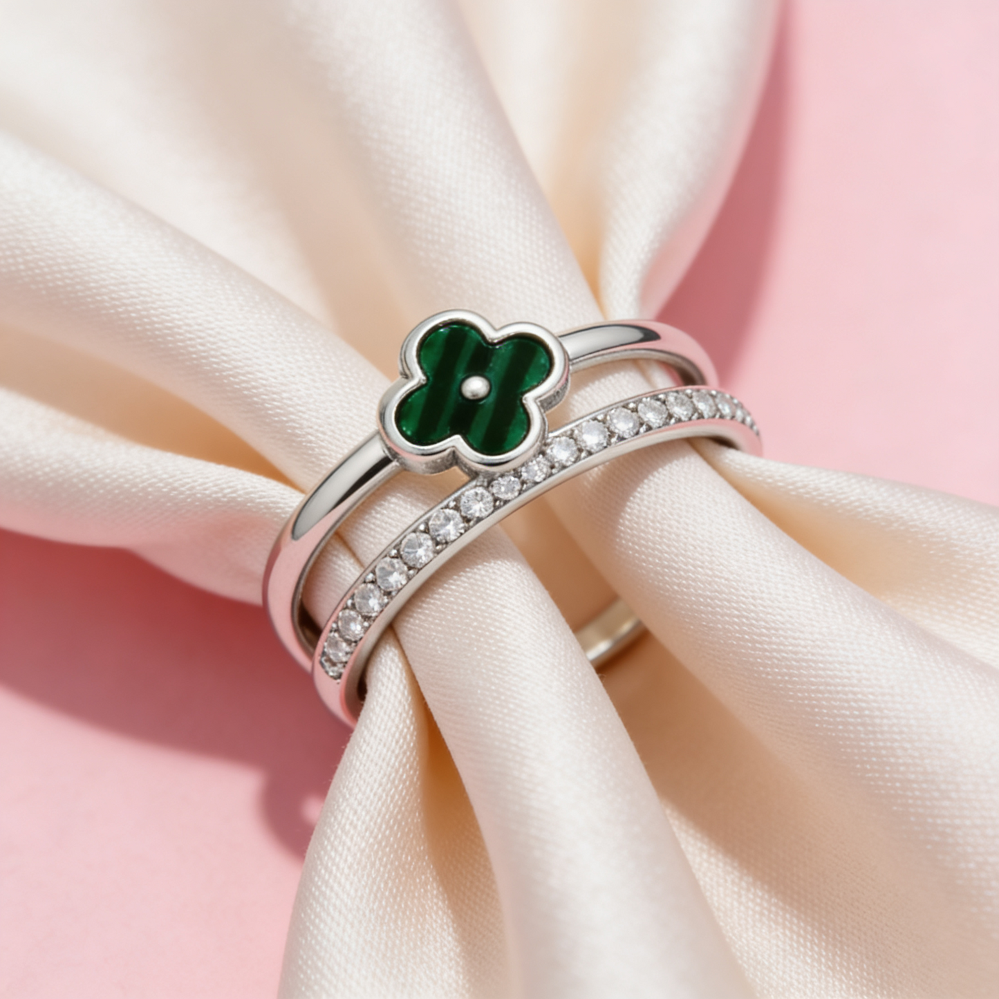 Emerald Clover Charm Ring