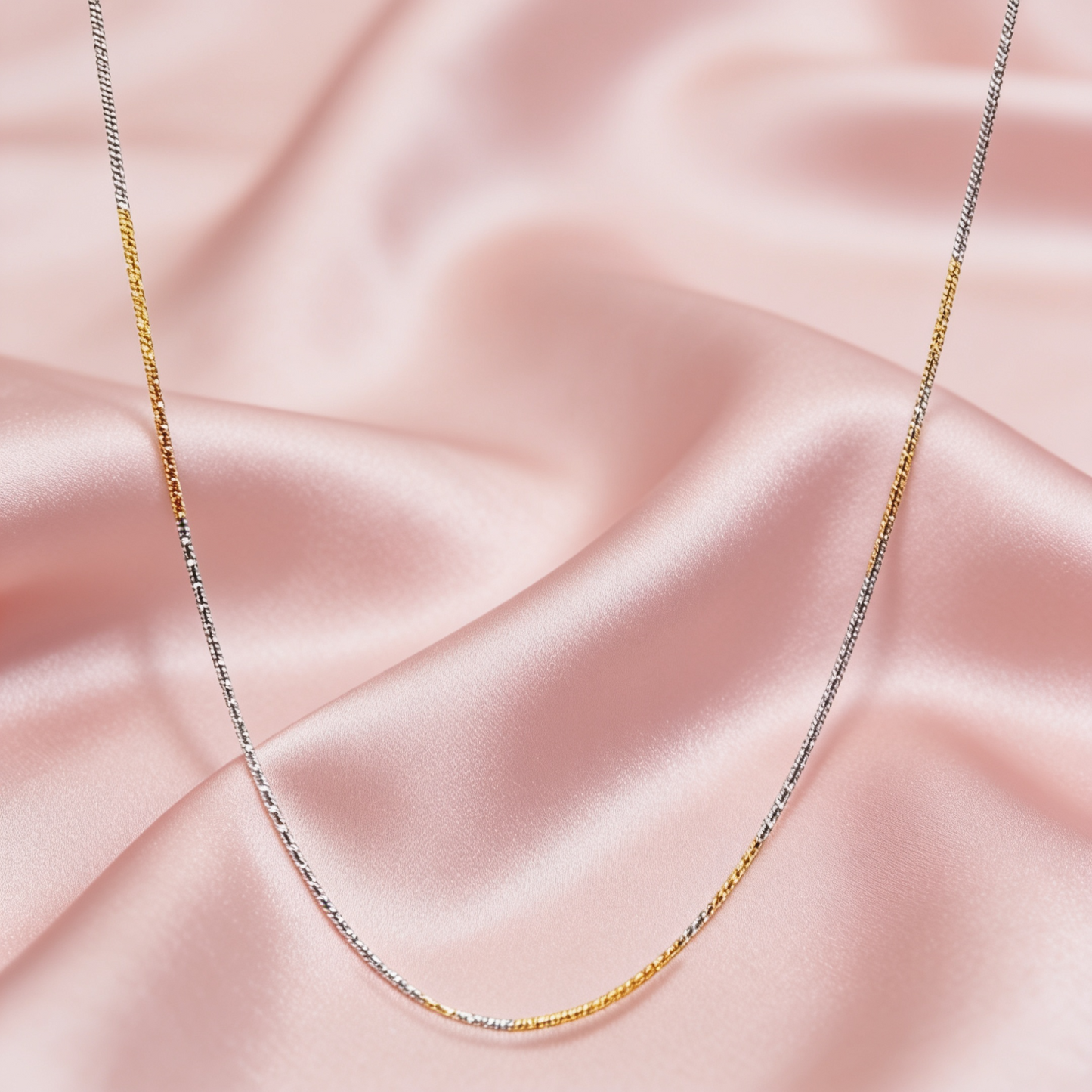 Tricolor Box Chain
