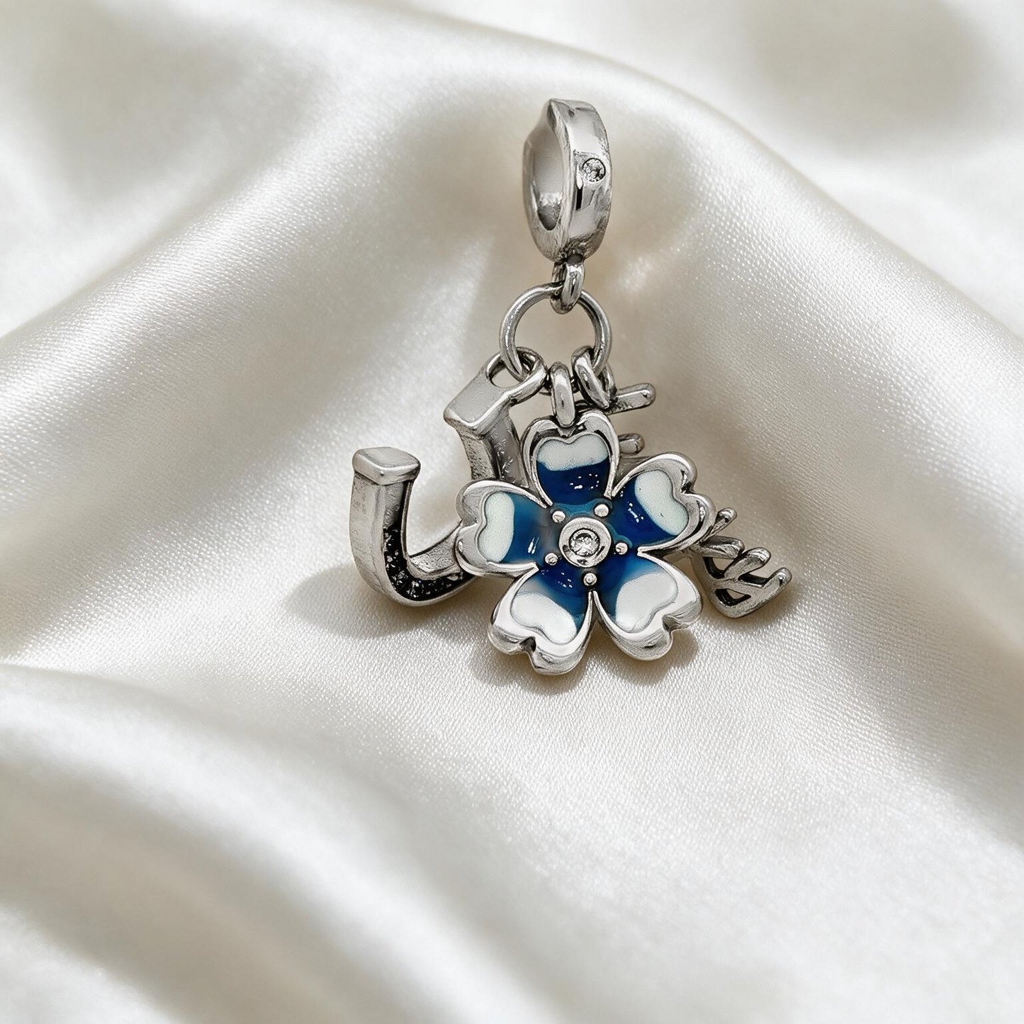 Blue &amp; White Lucky Horseshoe Floral Charm