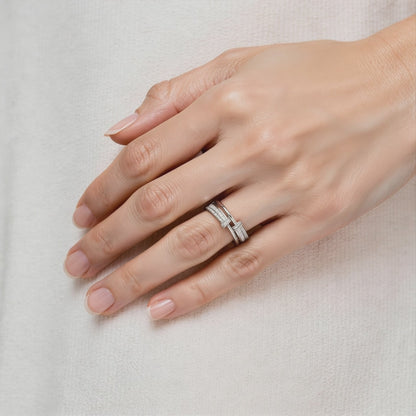 Dual Knot Elegance Ring