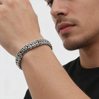 Titan Wave Link Bracelet